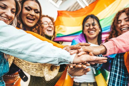 Più attenzione alle diseguaglianze nella comunità LGBTQI+